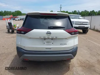 2021 Nissan Rogue SV z VIN 5N1AT3BB7MC725557, wystawiony jako IAAI lot #42172629 z przebiegiem 105 460 mil mil oraz . Historia ofert i sprzedaży dostępna na DreamBid. Obrazek 17.