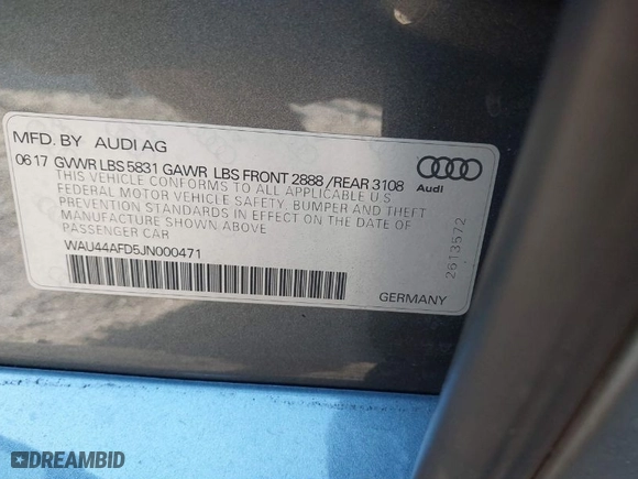 2018 Audi A8 L with VIN WAU44AFD5JN000471, listed as a IAAI auction lot 40785370 with 72,088 mi miles. Bid and sale history available at carsss.com. Image 9.