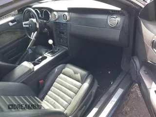 2007 Ford Mustang GT Deluxe с VIN 1ZVFT82H075309397, выставлен на аукционе IAAI как лот 42197424 с пробегом 279 403 миль миль и . История ставок и продаж доступна на DreamBid. Изображение 5.
