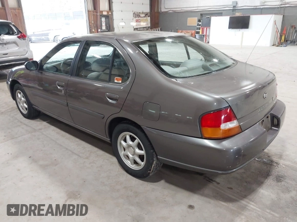 1998 Nissan Altima XE with VIN 1N4DL01D9WC181624, listed as a IAAI auction lot 42222694 with 155,391 mi miles and . Bid and sale history available at carsss.com. Image 3.