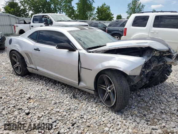 2011 Chevrolet Camaro 1LT z VIN 2G1FB1ED8B9168038, wystawiony jako Copart lot #58329815 z przebiegiem 121 889 mil mil oraz Czysty tytuł • Clean title. Historia ofert i sprzedaży dostępna na DreamBid. Obrazek 4.