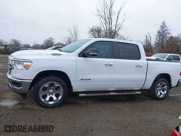 2019 Ram 1500 Big Horn z VIN 1C6SRFFT9KN644984, wystawiony jako IAAI lot #41849314 z przebiegiem 144 812 mil mil oraz . Historia ofert i sprzedaży dostępna na DreamBid. Obrazek 14.