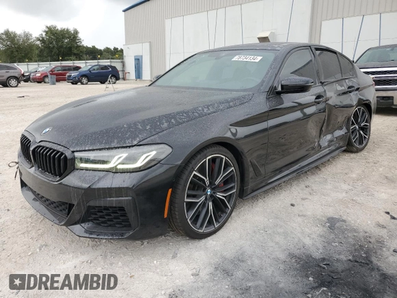 2022 BMW 5 Series M550i xDrive z VIN WBA13BK02NCH74485, wystawiony jako Copart lot #78734134 z przebiegiem 35 332 mil mil oraz Szkoda całkowita • Salvage title. Historia ofert i sprzedaży dostępna na DreamBid. Obrazek 1.