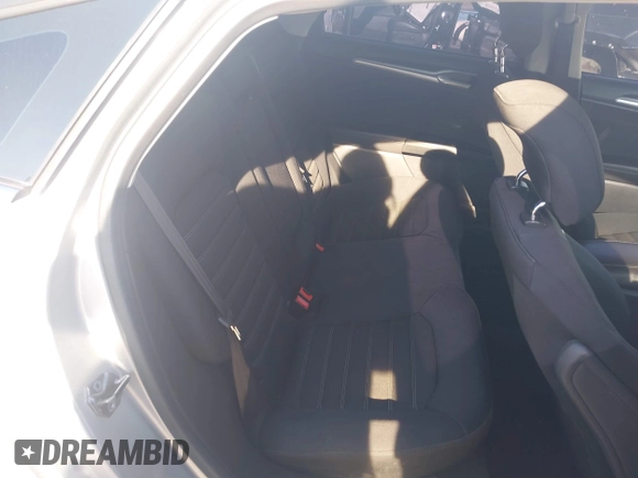 2013 Ford Fusion SE with VIN 3FA6P0H72DR200204, listed as a IAAI auction lot 41212133 with 126,830 mi miles and . Bid and sale history available at DreamBid. Image 8.