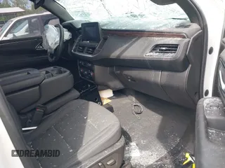 2021 Chevrolet Tahoe Commercial z VIN 1GNSKLEDXMR359932, wystawiony jako IAAI lot #42275551 z przebiegiem 24 mil mil oraz . Historia ofert i sprzedaży dostępna na DreamBid. Obrazek 5.