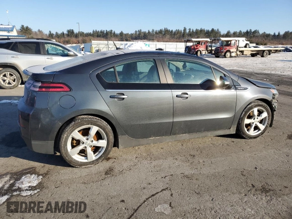 2013 Chevrolet Volt with VIN 1G1RD6E40DU124738, listed as a Copart auction lot 88397215 with Not Provided miles and Salvage Title. Bid and sale history available at carsss.com. Image 3.