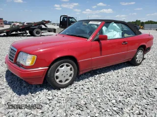 1995 Mercedes-Benz E 320 with VIN WDBEA66E3SC260806, listed as a Copart auction lot 55919665 with 114,083 mi miles and Salvage Title. Bid and sale history available at DreamBid. Image 1.