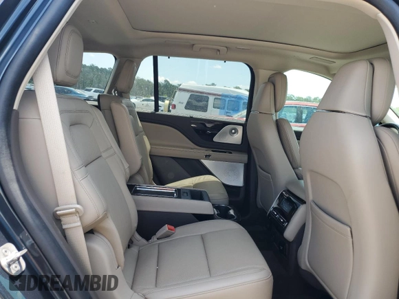 2023 Lincoln Aviator Reserve with VIN 5LM5J7XC5PGL11266, listed as a Copart auction lot 62368795 with 39,886 mi miles and Clean title. Bid and sale history available at DreamBid. Image 11.