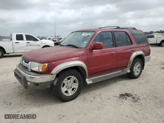 2001 Toyota 4Runner SR5 with VIN JT3GN86R110211881, listed as a Copart auction lot 51843755 with 221,008 mi miles and Clean Title. Bid and sale history available at carsss.com. Image 1.