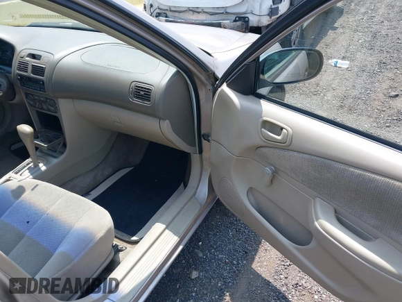 2001 Toyota Corolla CE with VIN 2T1BR12E81C398191, listed as a IAAI auction lot 42684914 with 176,667 mi miles and . Bid and sale history available at DreamBid. Image 5.