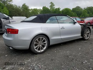 2013 Audi A5 Premium Plus z VIN WAULFAFH5DN006431, wystawiony jako Copart lot #55587605 z przebiegiem 105 472 mil mil oraz Szkoda całkowita • Salvage title. Historia ofert i sprzedaży dostępna na DreamBid. Obrazek 3.