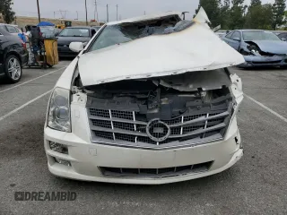 2008 Cadillac STS RWD z VIN 1G6DW67V580104809, wystawiony jako Copart lot #50779385 z przebiegiem Nie podano mil oraz Nie do naprawy • Non repairable. Historia ofert i sprzedaży dostępna na DreamBid. Obrazek 5.