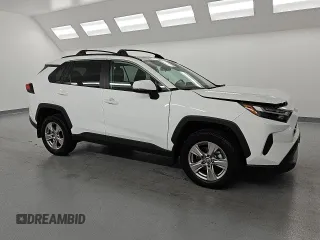 2022 Toyota RAV4 XLE with VIN 2T3W1RFV1NW234956, listed as a Copart auction lot 59725315 with 29,587 mi miles and Clean title. Bid and sale history available at DreamBid. Image 4.