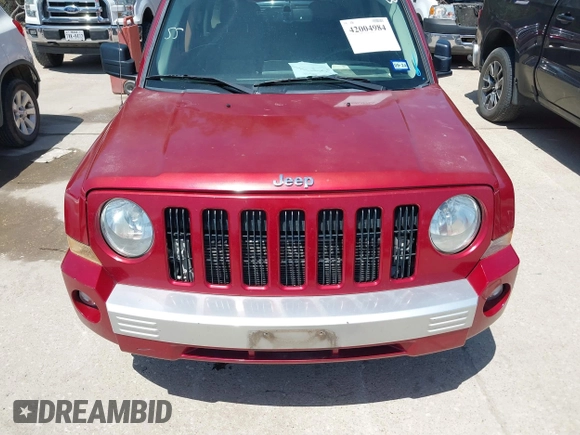 2007 Jeep Patriot Limited z VIN 1J8FF48WX7D316980, wystawiony jako IAAI lot #42004984 z przebiegiem 154 500 mil mil oraz . Historia ofert i sprzedaży dostępna na DreamBid. Obrazek 6.