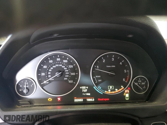 2014 BMW 3 Series 328d xDrive with VIN WBA3D5C55EF147471, listed as a Copart auction lot 61530255 with 222,053 mi miles and Salvage title. Bid and sale history available at DreamBid. Image 9.