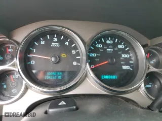 2008 Chevrolet Silverado 1500 LT w/1LT with VIN 2GCEC19J681146076, listed as a Copart auction lot 46547305 with 204,212 mi miles and Clean Title. Bid and sale history available at carsss.com. Image 9.