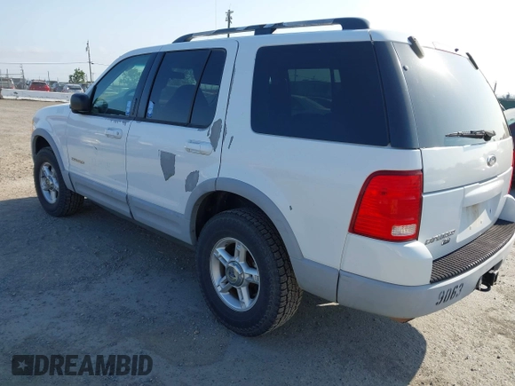 2002 Ford Explorer XLT with VIN 1FMZU73E52ZA40029, listed as a IAAI auction lot 42370340 with 119,651 mi miles and . Bid and sale history available at DreamBid. Image 3.