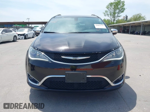 2017 Chrysler Pacifica Limited with VIN 2C4RC1GG8HR583927, listed as a IAAI auction lot 42062739 with 159,234 mi miles and . Bid and sale history available at DreamBid. Image 12.
