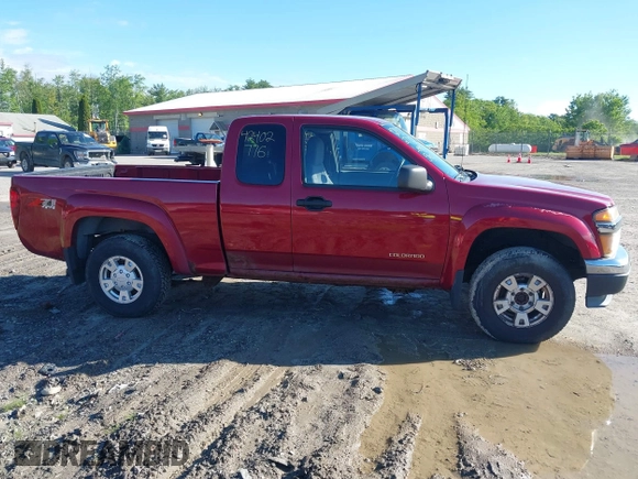 2005 Chevrolet Colorado LS Z71 with VIN 1GCDT196658191194, listed as a IAAI auction lot 42402776 with 153,113 mi miles and . Bid and sale history available at DreamBid. Image 14.