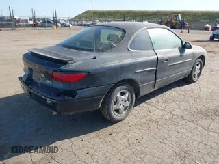 2000 Ford Escort ZX2 with VIN 3FAKP113XYR255310, listed as a IAAI auction lot 42078201 with 236,443 mi miles. Bid and sale history available at carsss.com. Image 4.