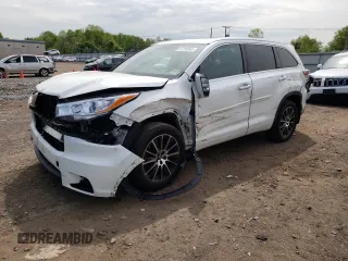 2016 Toyota Highlander Hybrid Limited with VIN 5TDDCRFH1GS017357, listed as a Copart auction lot 51720963 with 178,055 mi miles. Bid and sale history available at carsss.com. Image 1.