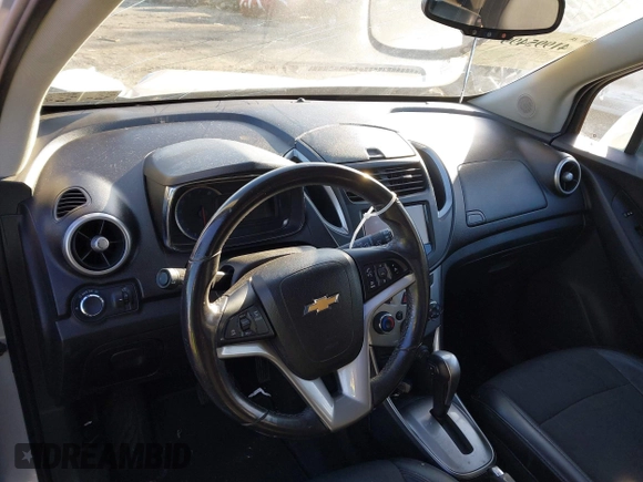 2015 Chevrolet Trax LT with VIN 3GNCJRSB6FL256031, listed as a IAAI auction lot 41995499 with 110,931 mi miles. Bid and sale history available at carsss.com. Image 20.
