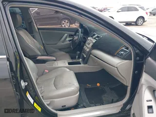 2011 Toyota Camry LE with VIN 4T1BK3EK0BU123111, listed as a IAAI auction lot 41533429 with 196,990 mi miles. Bid and sale history available at carsss.com. Image 5.