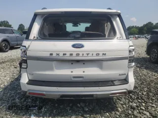 2023 Ford Expedition Max XLT with VIN 1FMJK1H80PEA04041, listed as a Copart auction lot 60801085 with 72,004 mi miles and Non repairable. Bid and sale history available at DreamBid. Image 6.