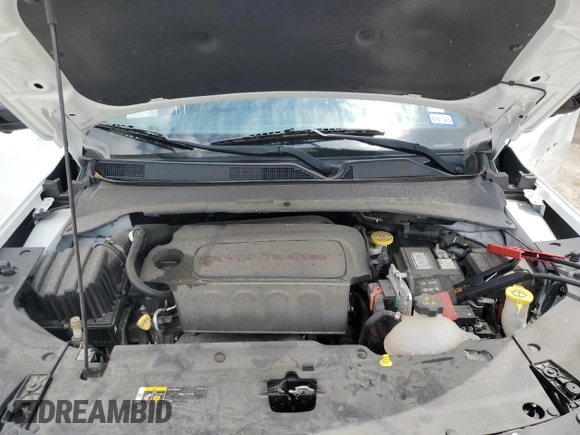 2022 Jeep Compass Latitude with VIN 3C4NJCBB9NT211131, listed as a Copart auction lot 54929515 with 39,506 mi miles and Salvage title. Bid and sale history available at DreamBid. Image 12.