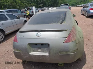 2008 Nissan 350Z Nismo z VIN JN1BZ34E88M753028, wystawiony jako IAAI lot #42410654 z przebiegiem 122 854 mil mil oraz . Historia ofert i sprzedaży dostępna na DreamBid. Obrazek 16.