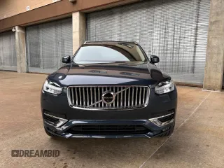 2024 Volvo XC90 Plus Bright Theme with VIN YV4062PE3R1155917, listed as a Copart auction lot 44853265 with 7,968 mi miles and Salvage Title. Bid and sale history available at carsss.com. Image 5.