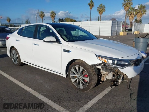 2016 Kia Optima SXL Turbo with VIN 5XXGV4L20GG023095, listed as a IAAI auction lot 41580598 with 155,002 mi miles. Bid and sale history available at carsss.com. Image 1.