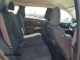 2017 Jeep Cherokee Latitude с VIN 1C4PJLCB5HW644502, выставлен на аукционе Copart как лот 60356045 с пробегом 63 156 миль миль и Списание • Salvage title. История ставок и продаж доступна на DreamBid. Изображение 11.