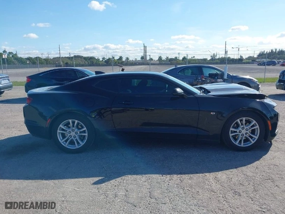 2020 Chevrolet Camaro 1LT with VIN 1G1FB1RX1L0133714, listed as a IAAI auction lot 41514922 with NaN miles. Bid and sale history available at carsss.com. Image 13.