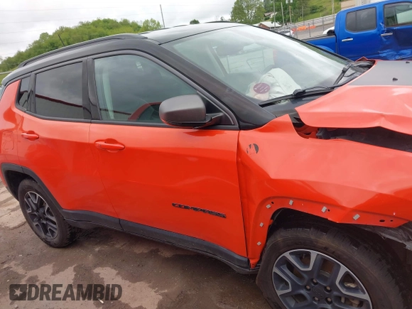 2019 Jeep Compass Trailhawk with VIN 3C4NJDDB5KT754054, listed as a IAAI auction lot 42184031 with 42,214 mi miles and . Bid and sale history available at DreamBid. Image 13.
