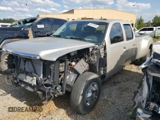 2008 GMC Sierra 3500HD DRW SLE2 z VIN 1GTJK33618F160459, wystawiony jako Copart lot #48070785 z przebiegiem Nie podano mil oraz Szkody całkowita. Historia ofert i sprzedaży dostępna na DreamBid. Obrazek 1.