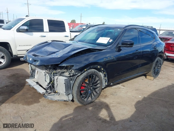 2022 Maserati Levante GT with VIN ZN661XUAXNX400339, listed as a IAAI auction lot 41515920 with 48,360 mi miles. Bid and sale history available at carsss.com. Image 19.