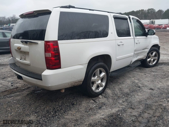 2007 Chevrolet Suburban LT with VIN 1GNFC16J17J187848, listed as a IAAI auction lot 41553241 with 1 mi miles. Bid and sale history available at carsss.com. Image 4.