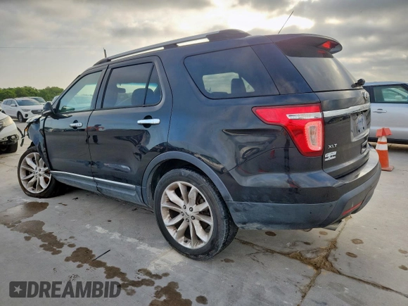2013 Ford Explorer XLT with VIN 1FM5K7D81DGB19211, listed as a Copart auction lot 61638225 with 160,949 mi miles and Clean title. Bid and sale history available at DreamBid. Image 2.