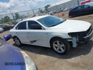 2015 Volkswagen Passat Wolfsburg Edition with VIN 1VWAT7A37FC112814, listed as a IAAI auction lot 42607166 with 123,429 mi miles and . Bid and sale history available at DreamBid. Image 14.