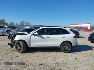 2017 Porsche Cayenne with VIN WP1AA2A24HKA86733, listed as a IAAI auction lot 41499407 with 94,004 mi miles. Bid and sale history available at carsss.com. Image 14.