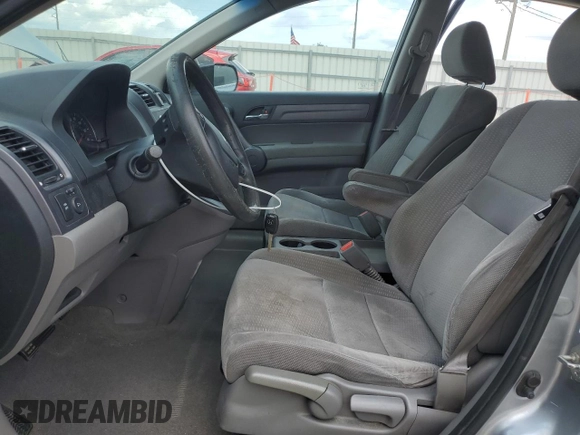 2008 Honda CR-V EX z VIN 3CZRE485X8G702151, wystawiony jako Copart lot #57291555 z przebiegiem 164 783 mil mil oraz Szkoda całkowita • Salvage title. Historia ofert i sprzedaży dostępna na DreamBid. Obrazek 7.