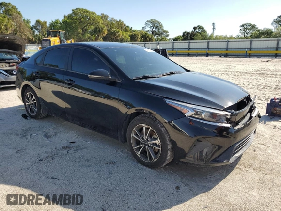 2022 Kia Forte LXS with VIN 3KPF24AD3NE473371, listed as a Copart auction lot 50612325 with 65,154 mi miles and Non Repairable. Bid and sale history available at DreamBid. Image 4.