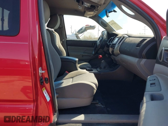 2014 Toyota Tacoma with VIN 5TFUU4EN7EX084785, listed as a IAAI auction lot 41879329 with 133,216 mi miles and . Bid and sale history available at DreamBid. Image 5.