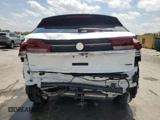 2024 Volkswagen Atlas SEL R-Line with VIN 1V2AE2CA9RC251776, listed as a Copart auction lot 56963285 with 11,137 mi miles and Salvage title. Bid and sale history available at DreamBid. Image 6.