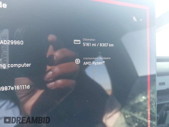 2024 Tesla Cybertruck с VIN 7G2CEHED8RA029960, выставлен на аукционе IAAI как лот 41829549 с пробегом 5 161 миль миль и . История ставок и продаж доступна на DreamBid. Изображение 7.