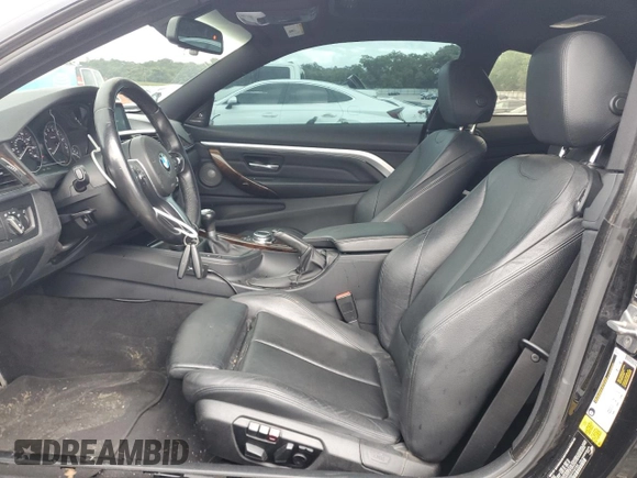 2014 BMW 4 Series 435i z VIN WBA3R1C52EF774154, wystawiony jako Copart lot #59386625 z przebiegiem 183 568 mil mil oraz Szkoda całkowita • Salvage title. Historia ofert i sprzedaży dostępna na DreamBid. Obrazek 7.