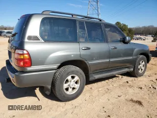 1998 Toyota Land Cruiser with VIN JT3HT05J3W0009199, listed as a Copart auction lot 42576635 with 140,920 mi miles and Clean Title. Bid and sale history available at carsss.com. Image 3.