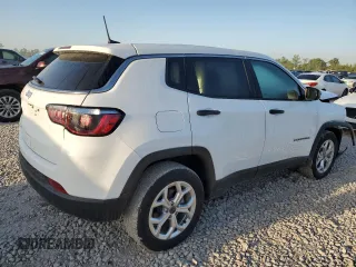 2025 Jeep Compass Sport with VIN 3C4NJDAN9ST516030, listed as a Copart auction lot 52292005 with 2,094 mi miles and Salvage title. Bid and sale history available at DreamBid. Image 3.