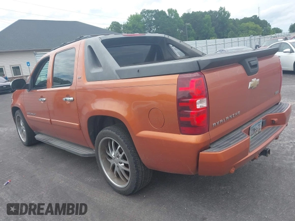 2008 Chevrolet Avalanche 2LT with VIN 3GNFK12388G232779, listed as a IAAI auction lot 42461591 with 260,221 mi miles and . Bid and sale history available at DreamBid. Image 3.